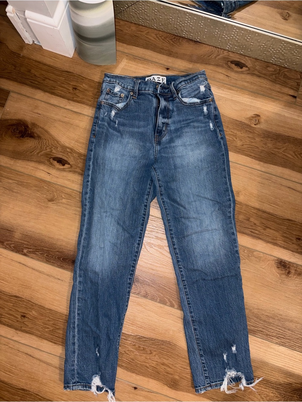 Straight Leg Jeans in Blue